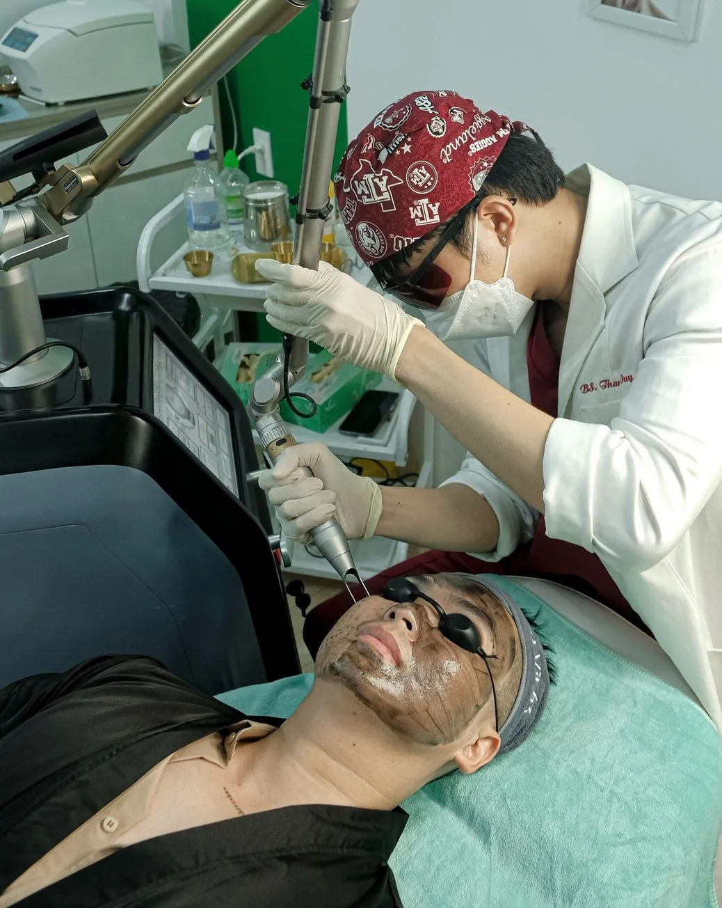 Cochrane SACN | How Long Does Carbon Peel Recovery Take? What Slows Down Healing